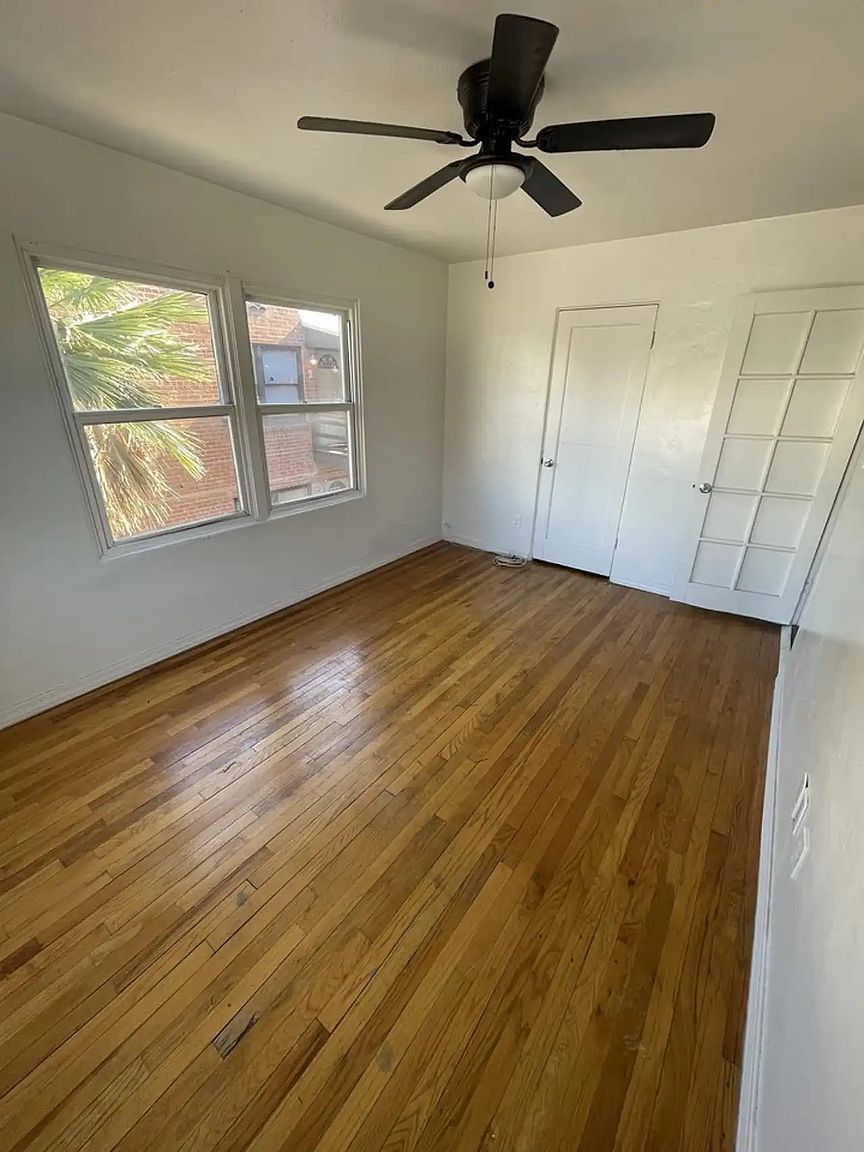 357 N 6th Ave unit 3 photo 5