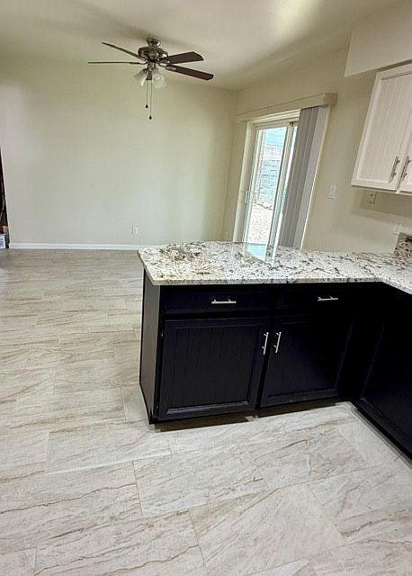 1120 S Hazelton Ln photo 2