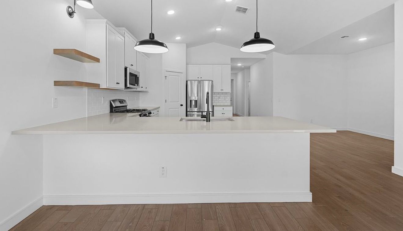7659 W Park photo 5