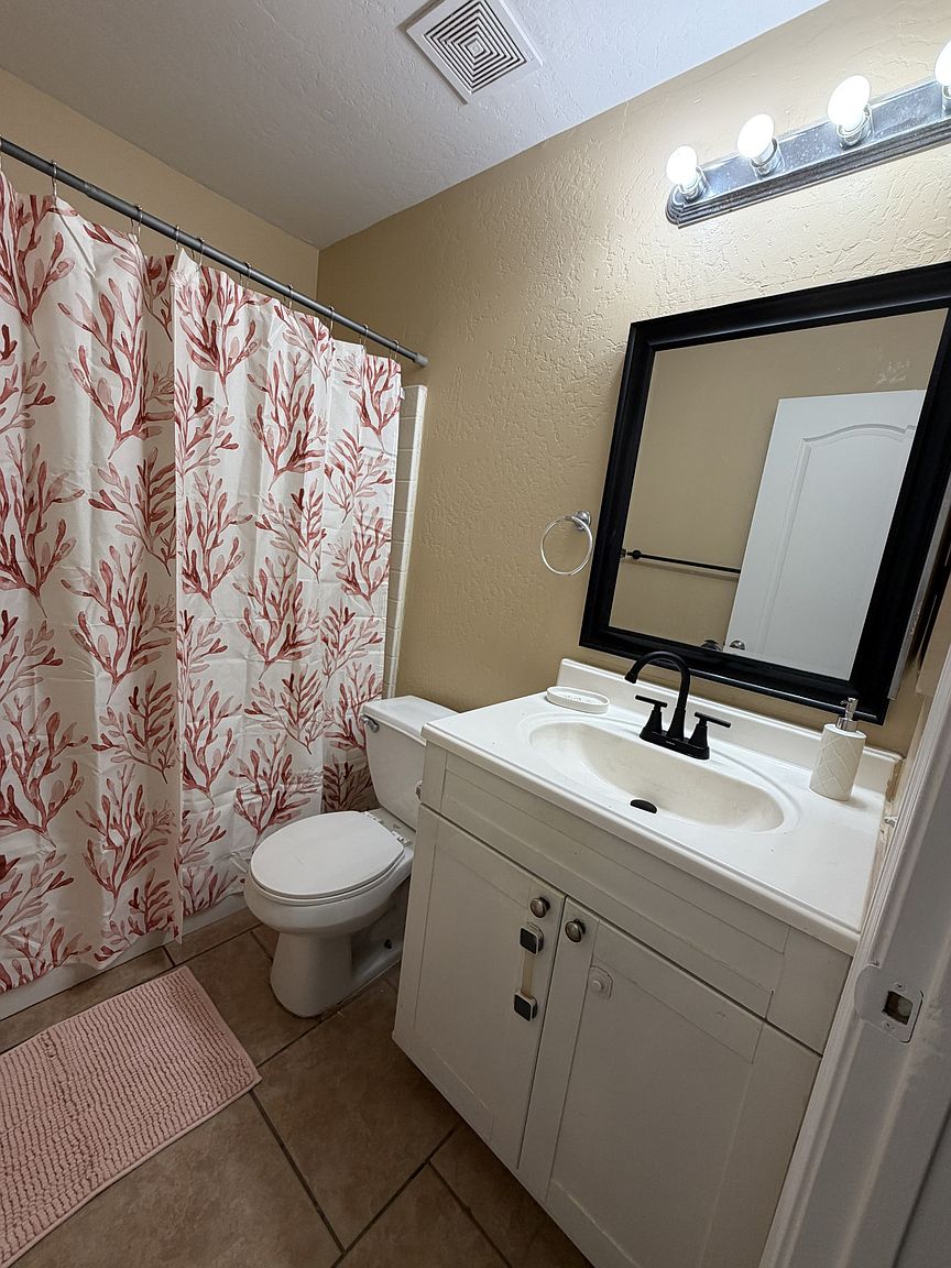 9900 W Lynx Dr photo 3