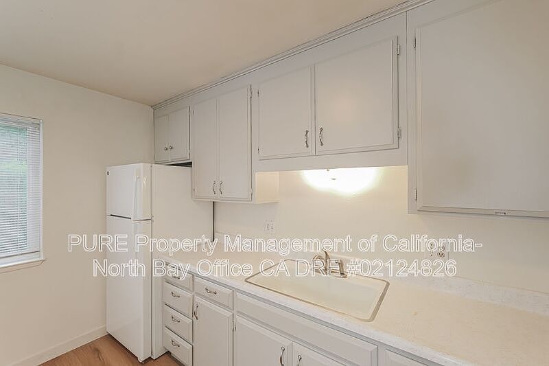 186 Brush Creek Rd Santa Rosa, CA 95404 photo 5