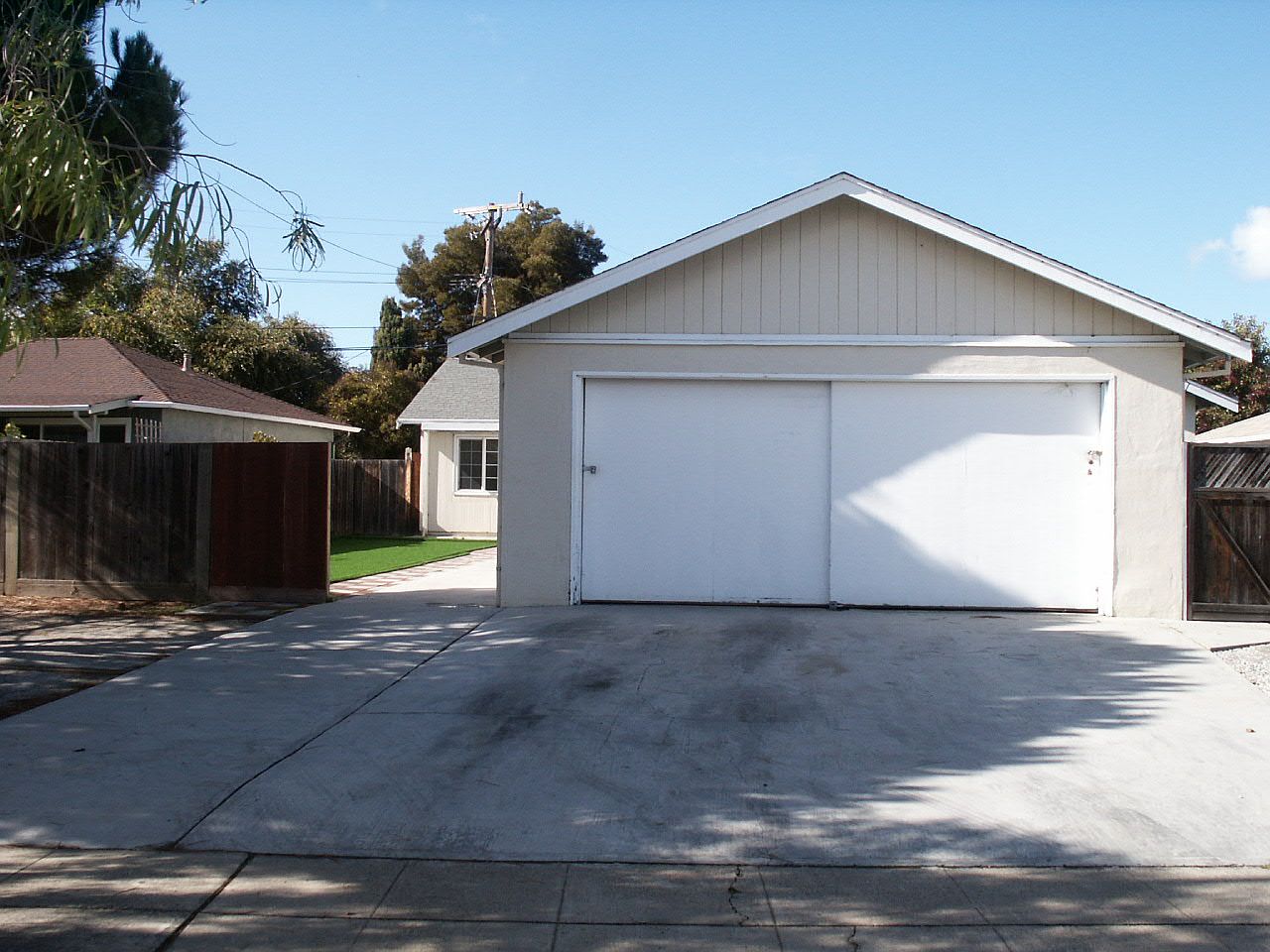 420 Wessex Way unit 422 Wessex Way, Belmont CA 94002 photo 2