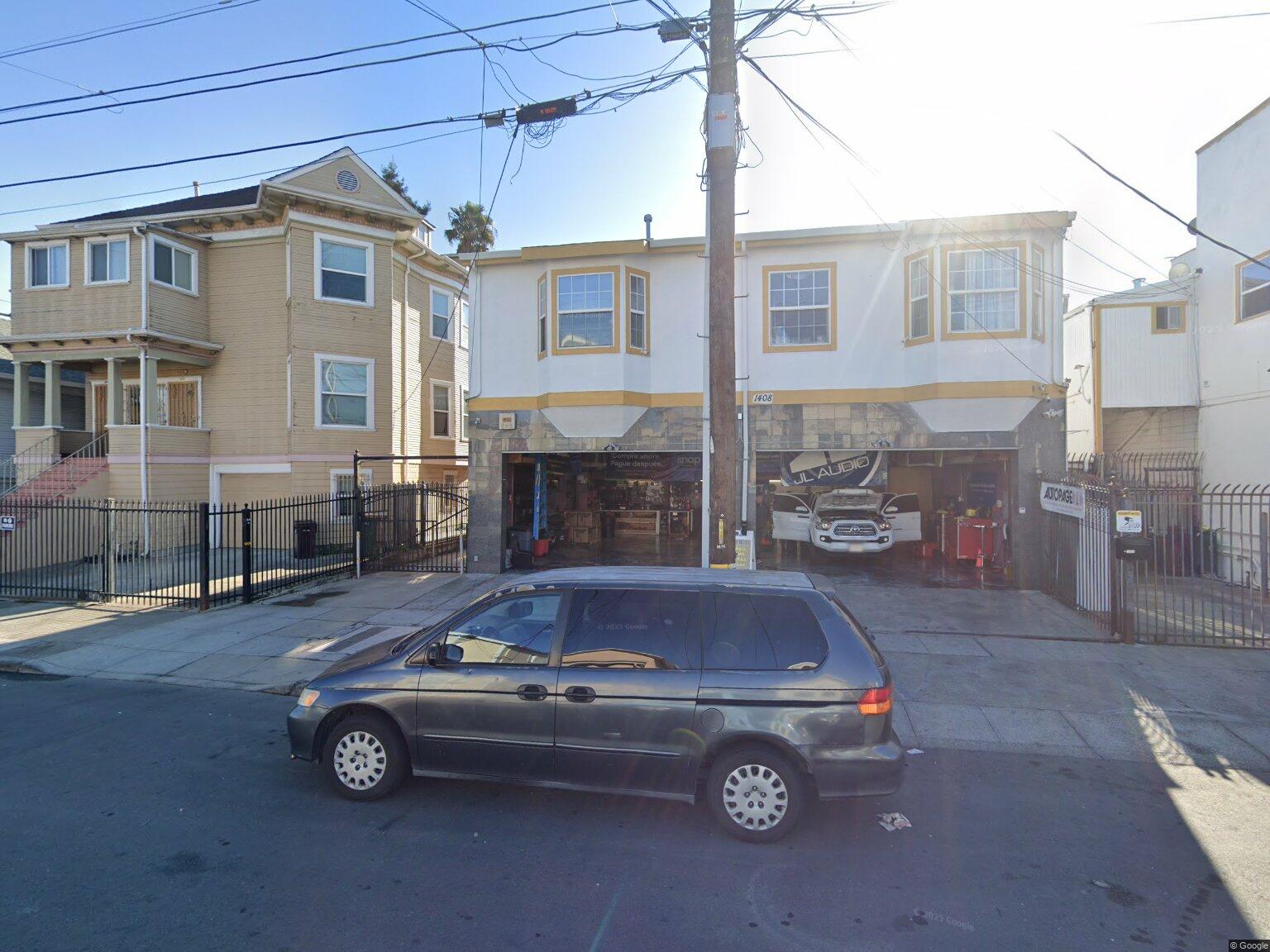 1408 11th Ave photo 2