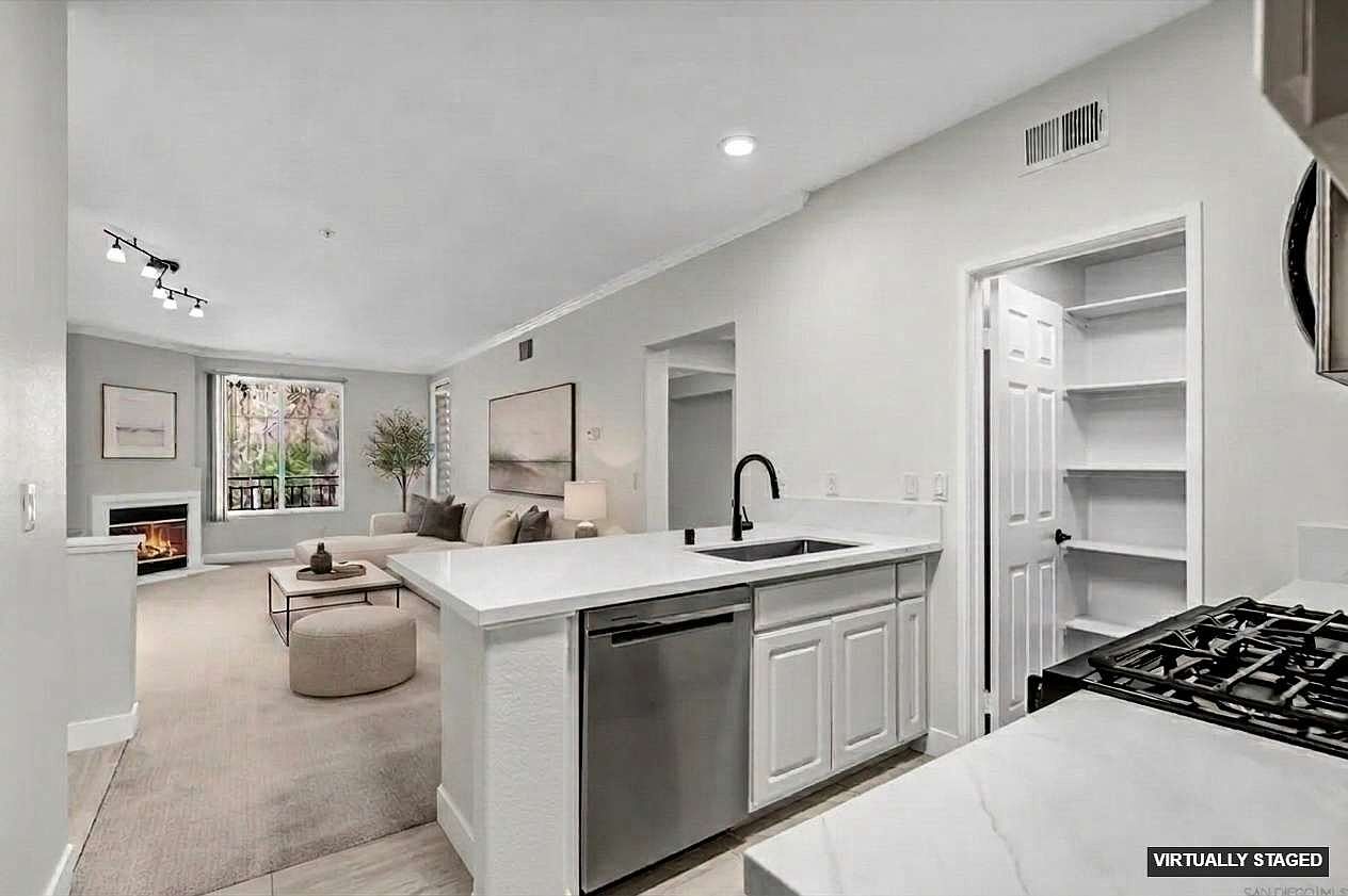 10848 Scripps Ranch Blvd photo 2