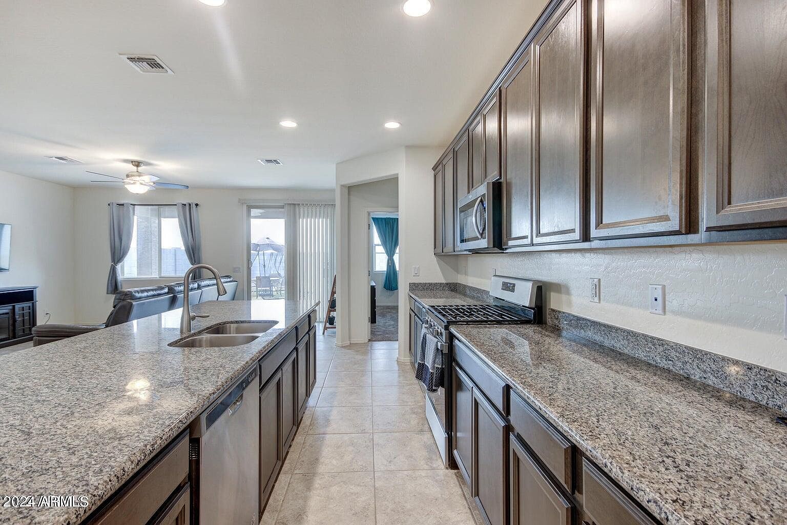 34005 N Casey Ln San Tan Valley, AZ 85144 photo 5
