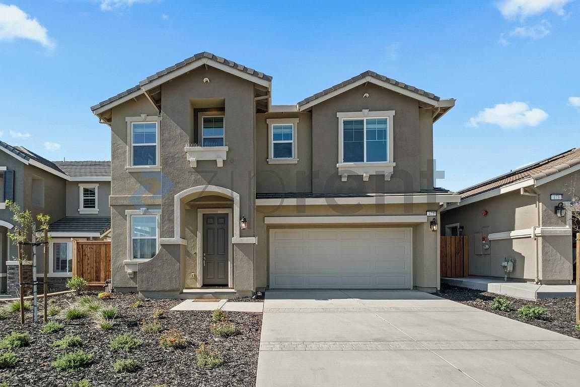 477 Trillium Ct