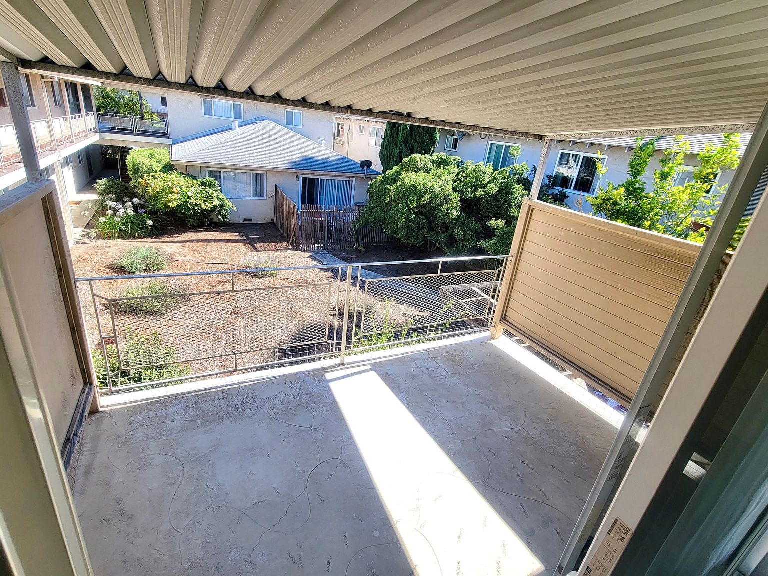 2949 Magliocco Dr photo 2
