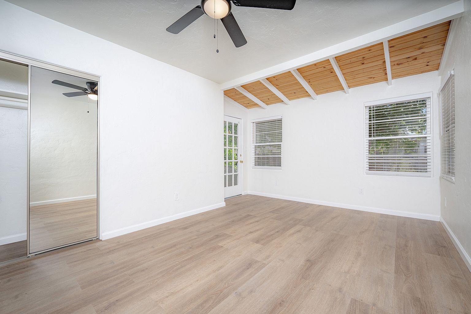 Apartments on Mission St · Santa Cruz photo 5