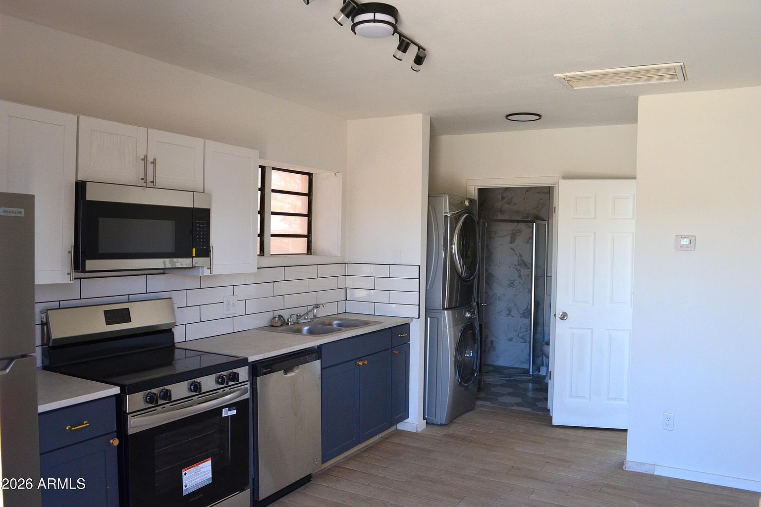 711 E 4th St Casa Grande, AZ 85122 photo 5