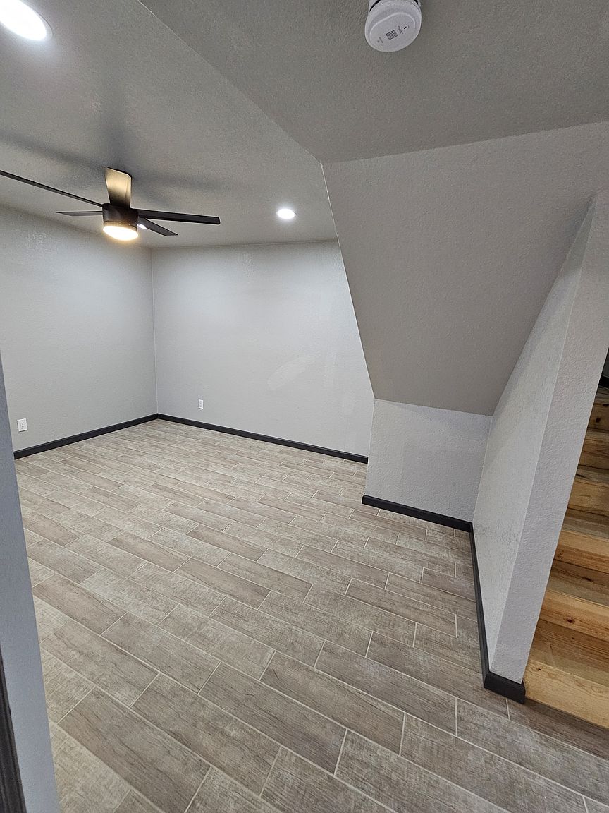 1749 E Pepper Cir photo 5