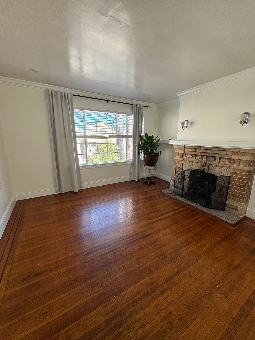 118 Porter St photo 5