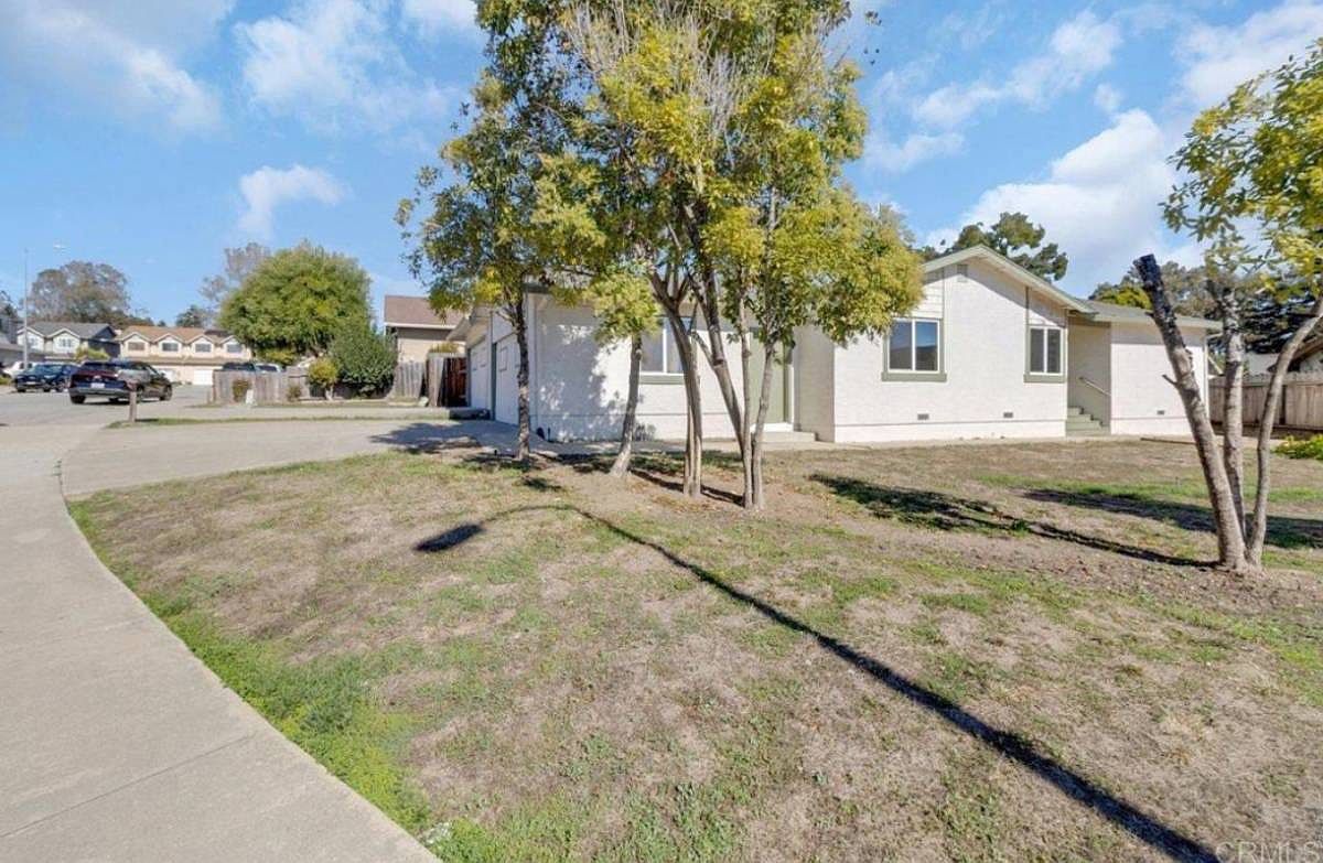 63 Faith Dr photo 4