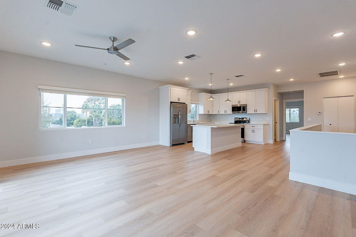 1840 E Monterey Way photo 5