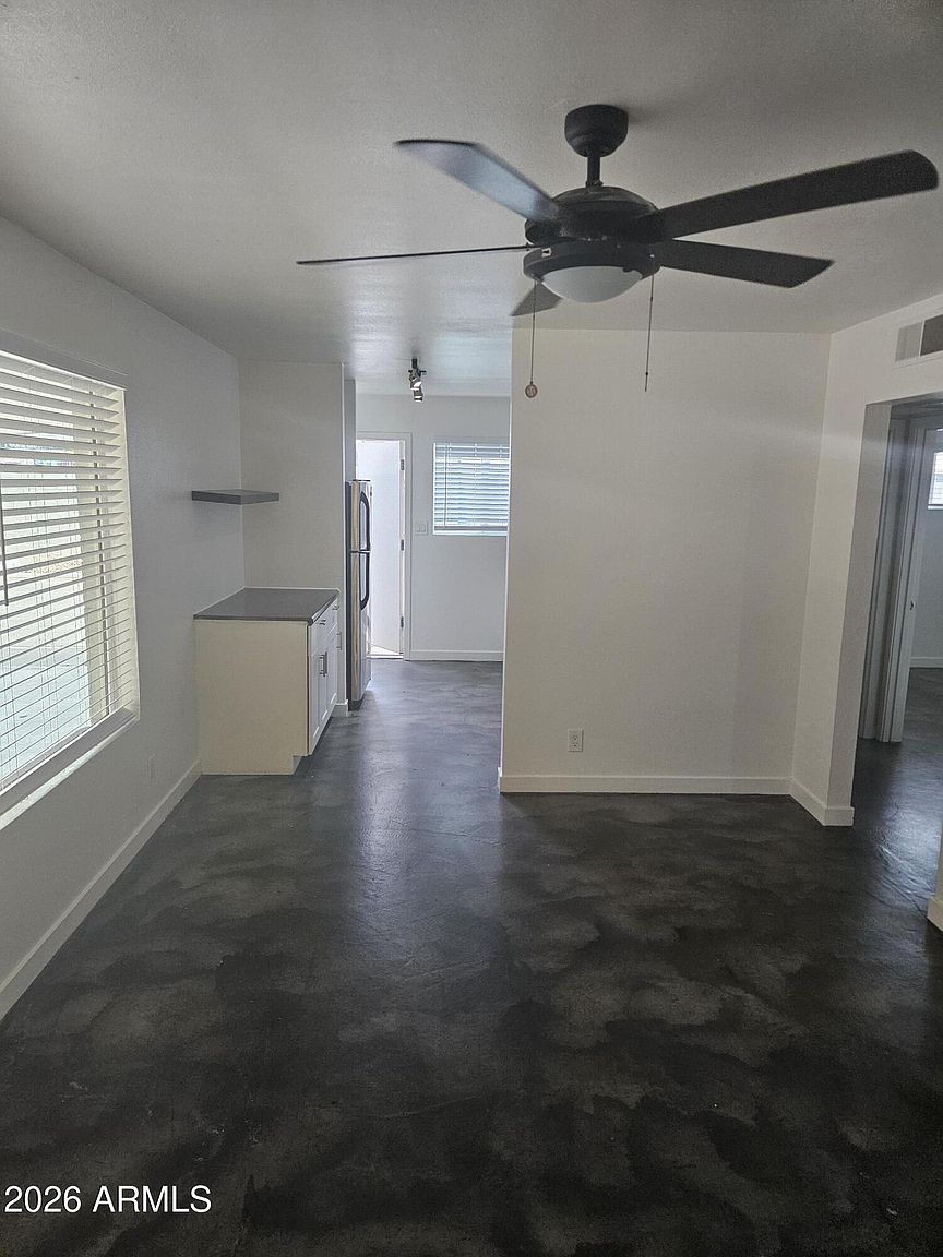 2108 E Fairmount Ave Phoenix, AZ 85016 photo 4