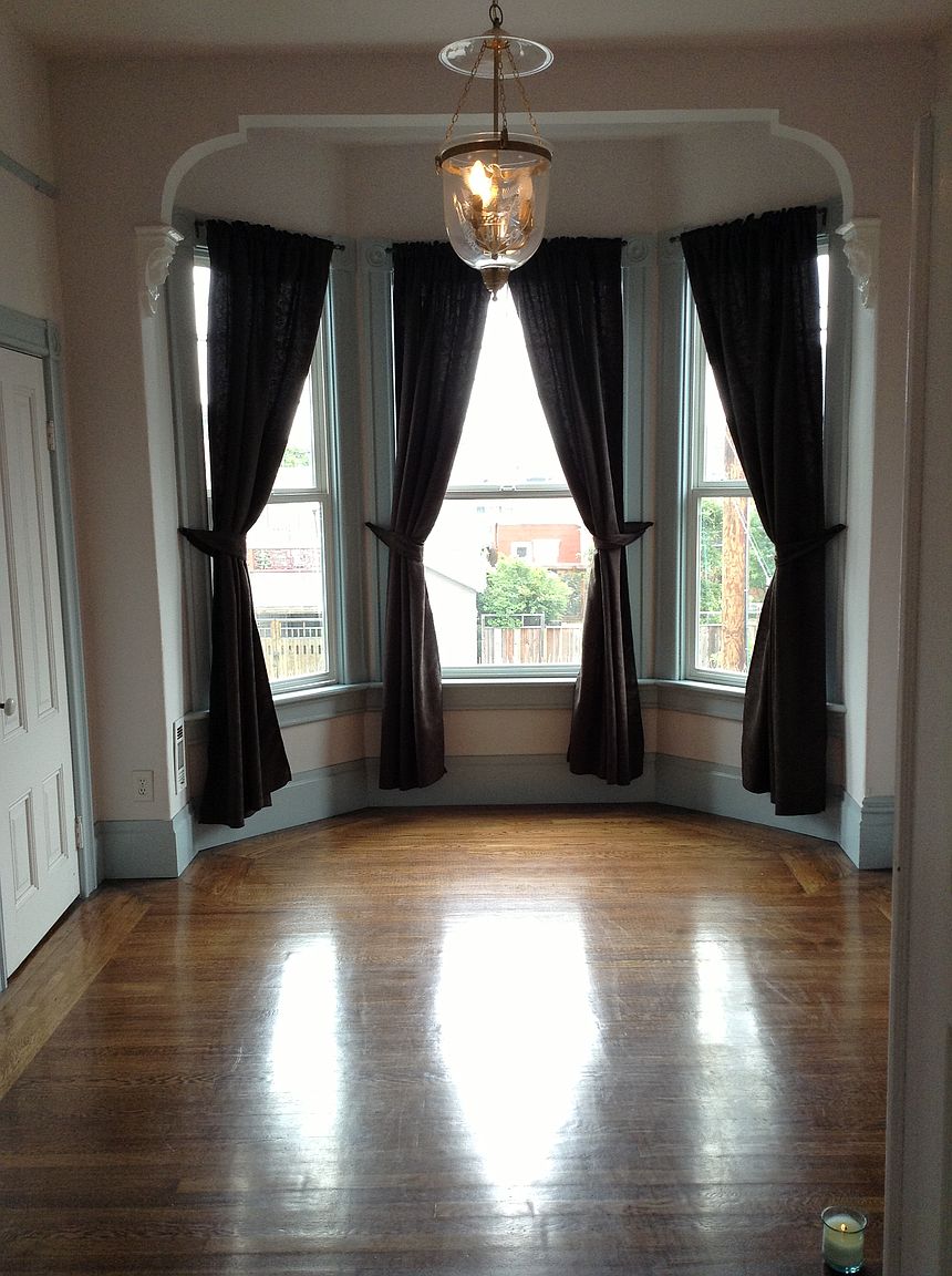 1113 Wood St photo 2