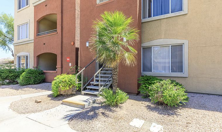 5301 E Van Buren St photo 2