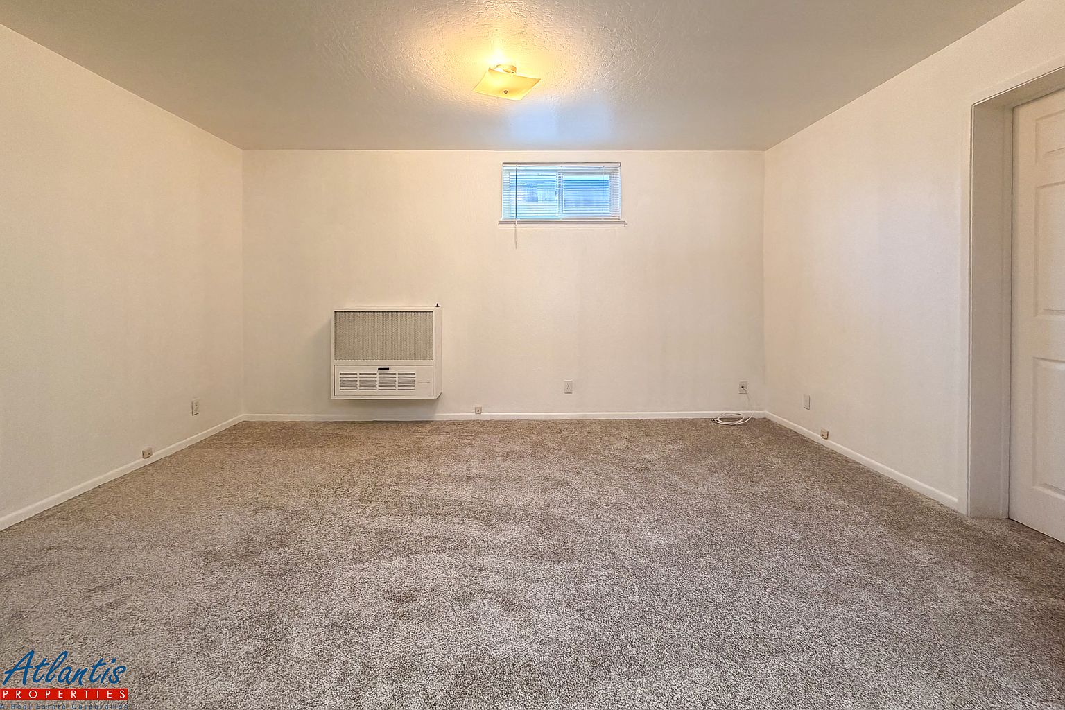 321 Leland Ave photo 3