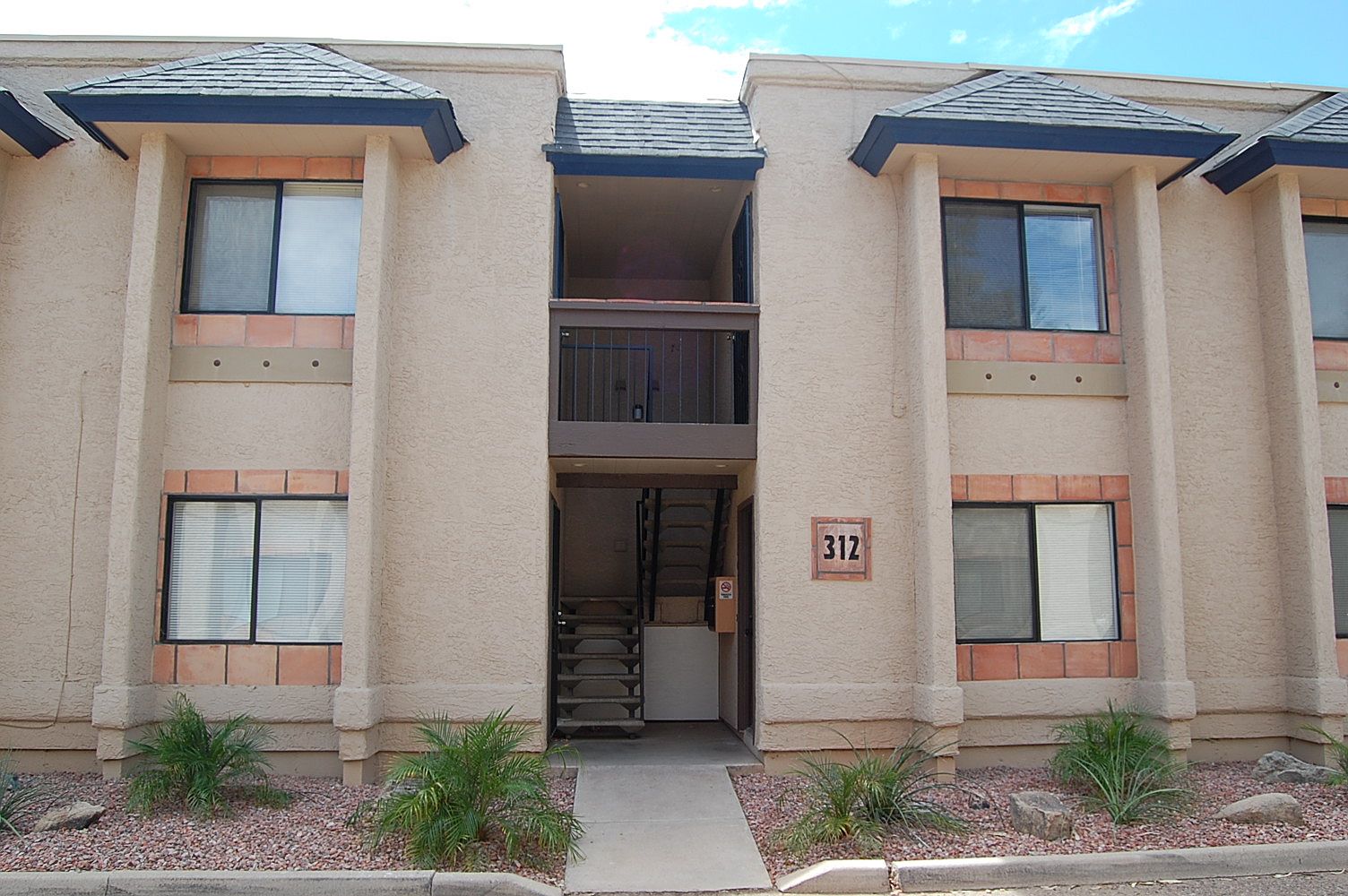 312 South Wilson Street photo 4