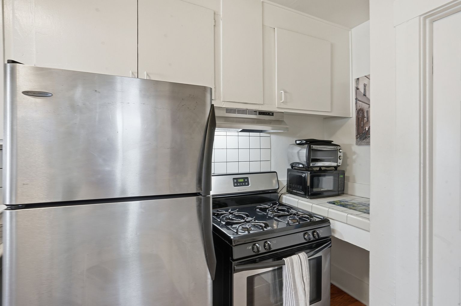 2041 C St photo 4