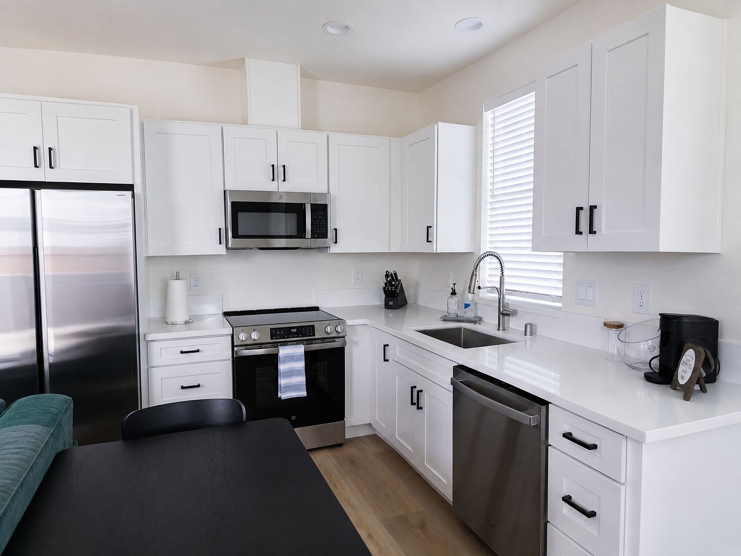 1525 Mount Gln photo 3