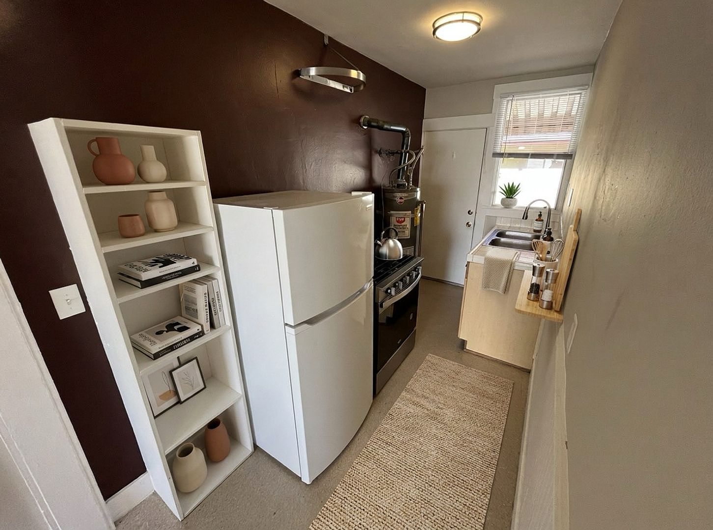Others on Bonar St Unit 2451 · Berkeley photo 3