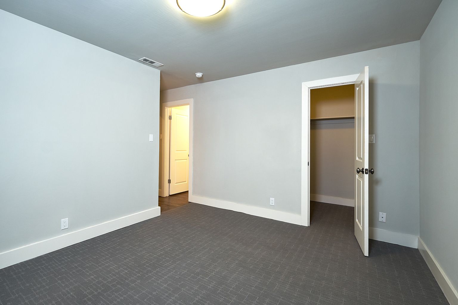 Allure Apartments photo 5