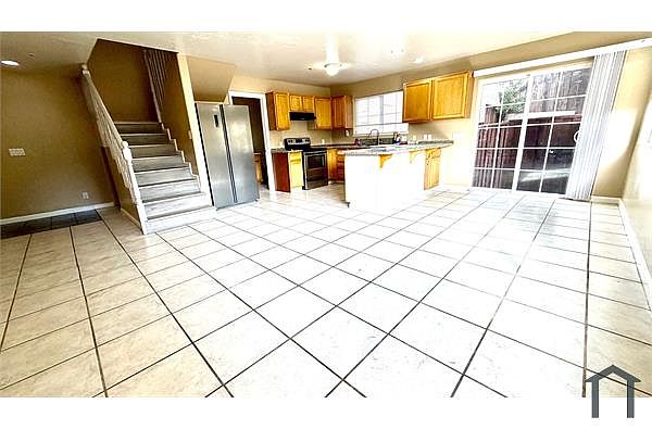 2957 68th Ave photo 4