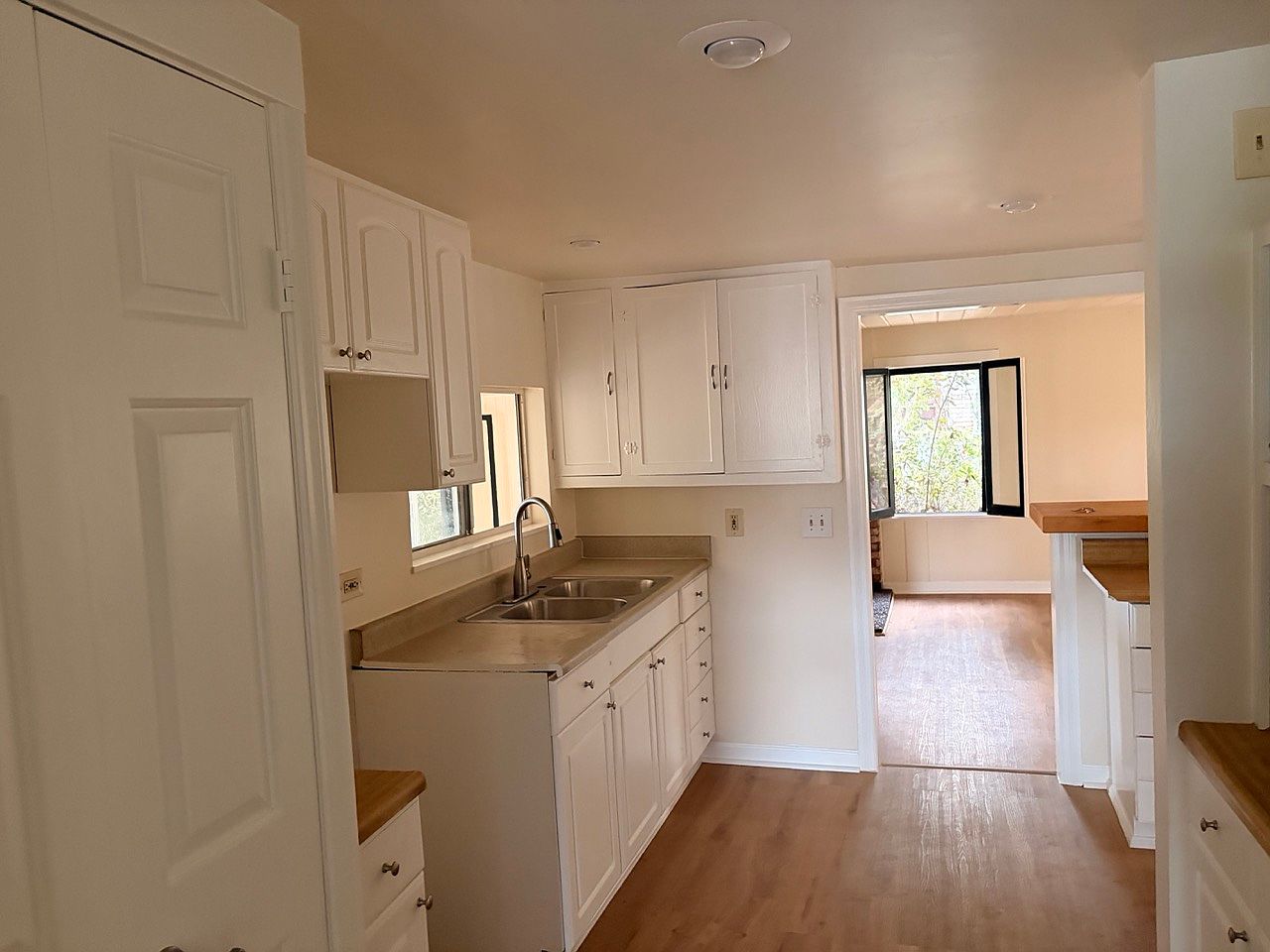 1024 Santa Margarita Dr photo 5