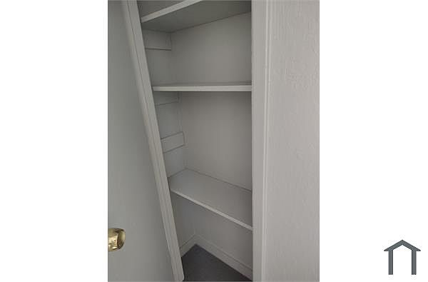 2145 Lincoln Ave photo 4