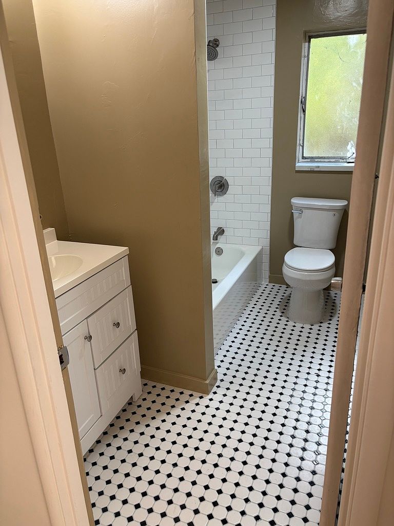 2282 Park Blvd photo 3