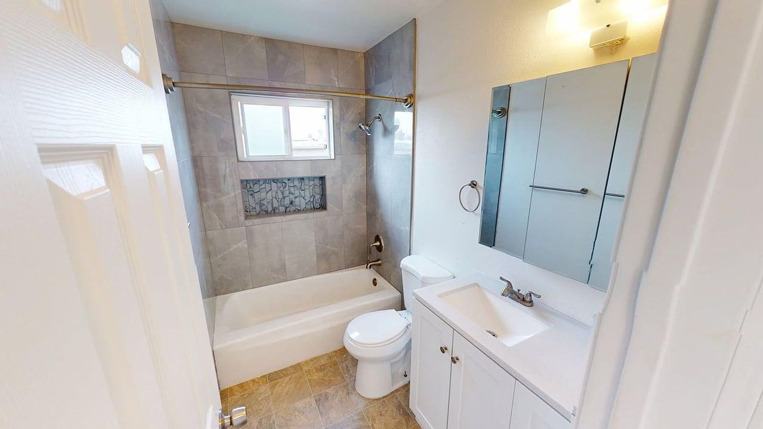 2 br / 1.0 ba, $2300 photo 3