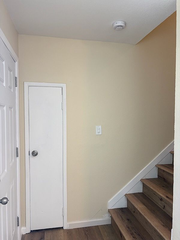 896 Carlson Blvd photo 3