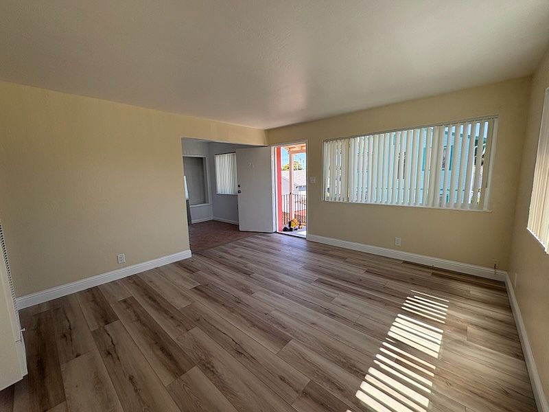 896 Carlson Blvd photo 4