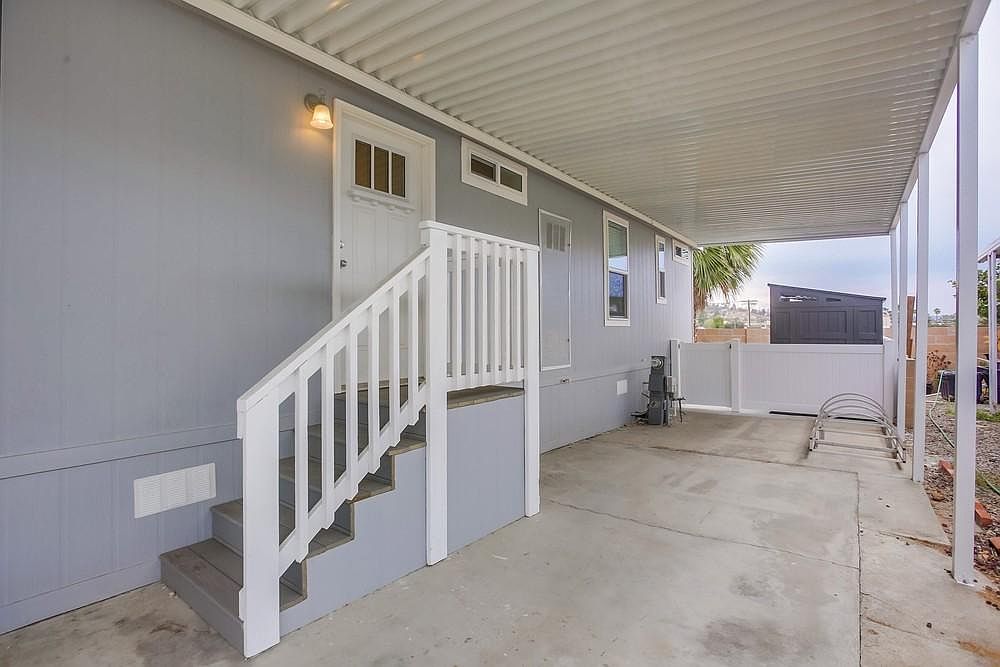 1219 Barham Dr photo 5