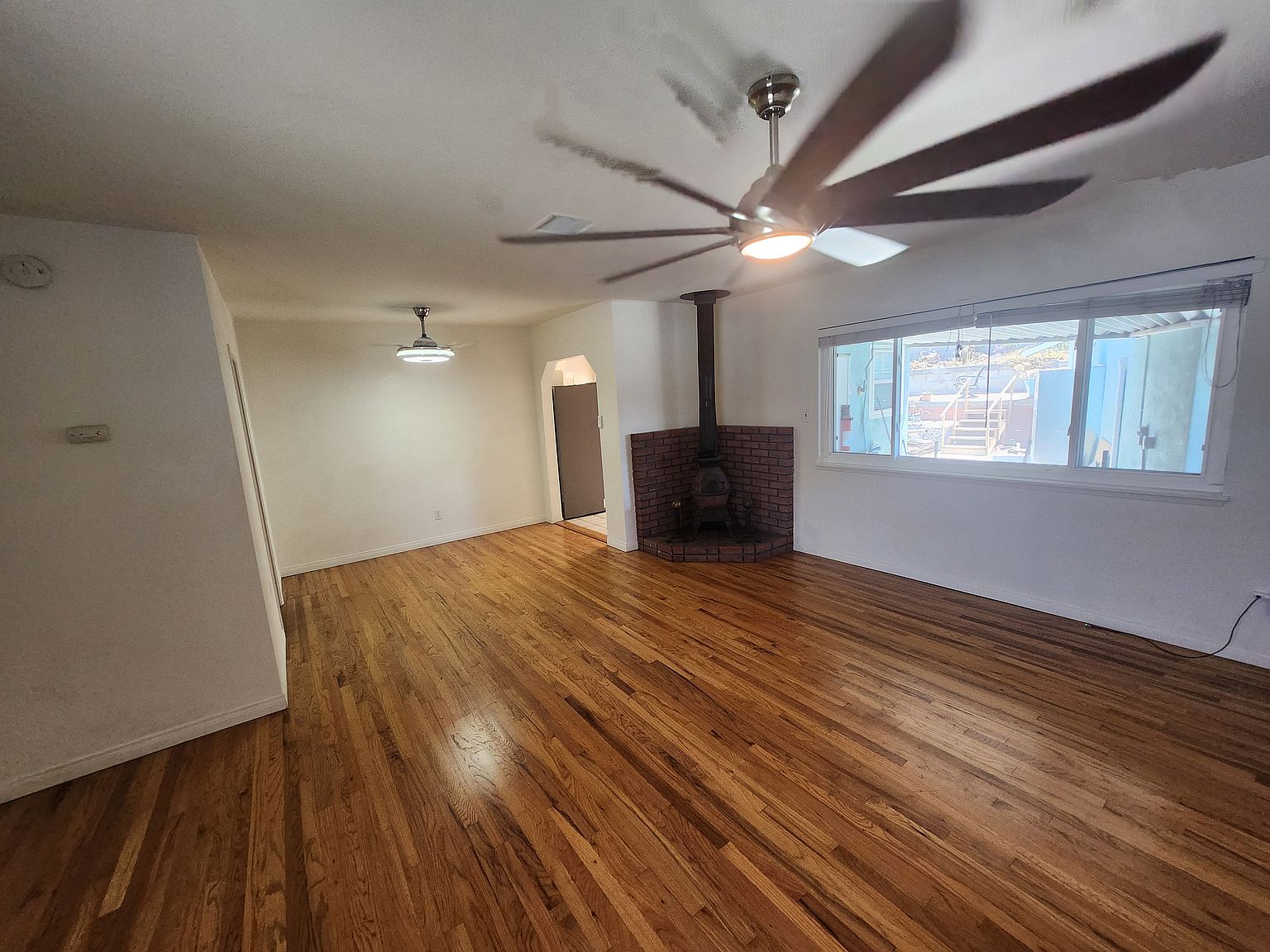 2203 Ralene St photo 3