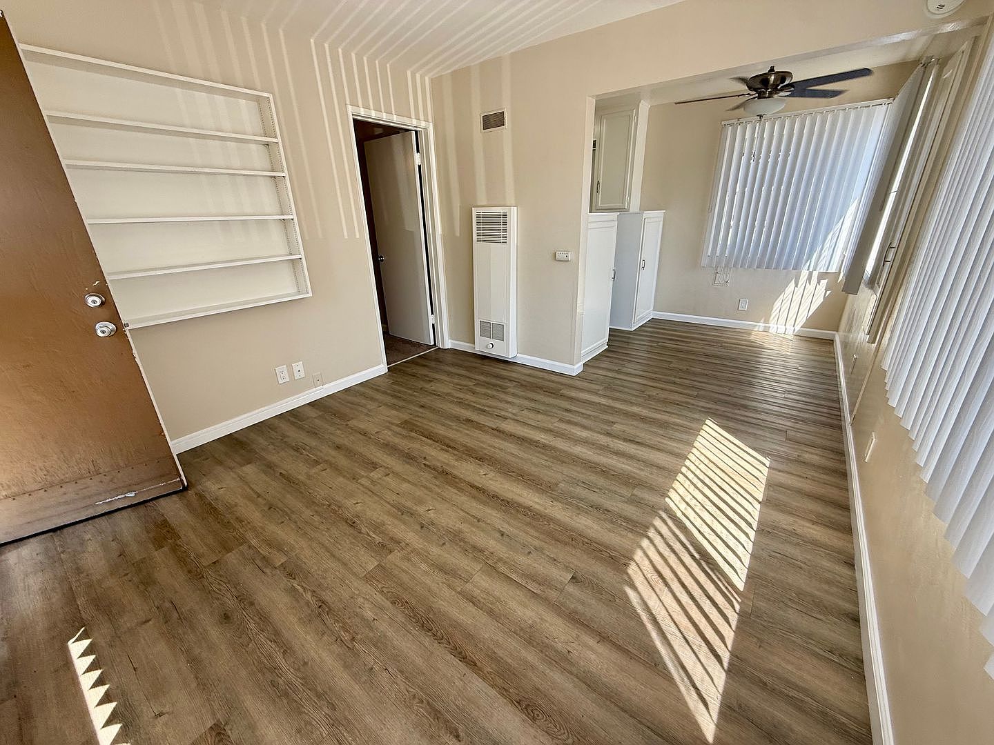 7932-40 La Mesa Blvd photo 2