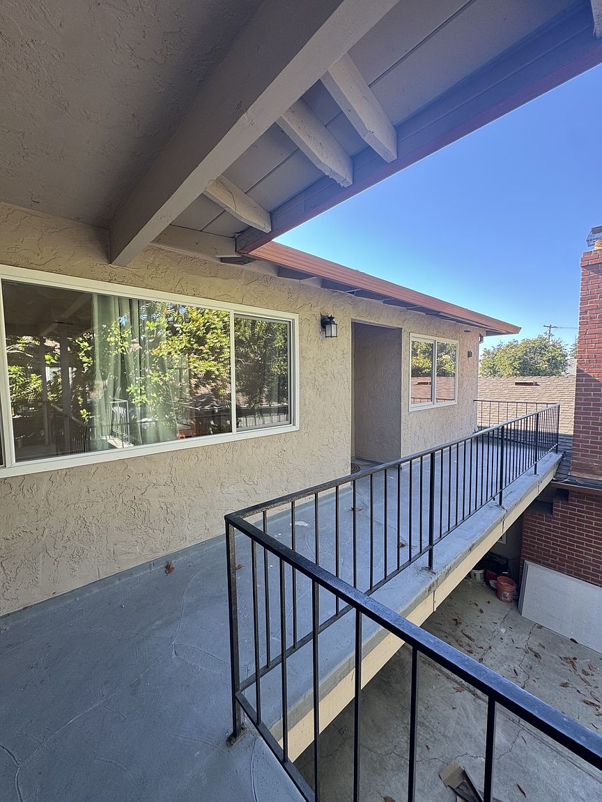 503 Kiely Blvd photo 4