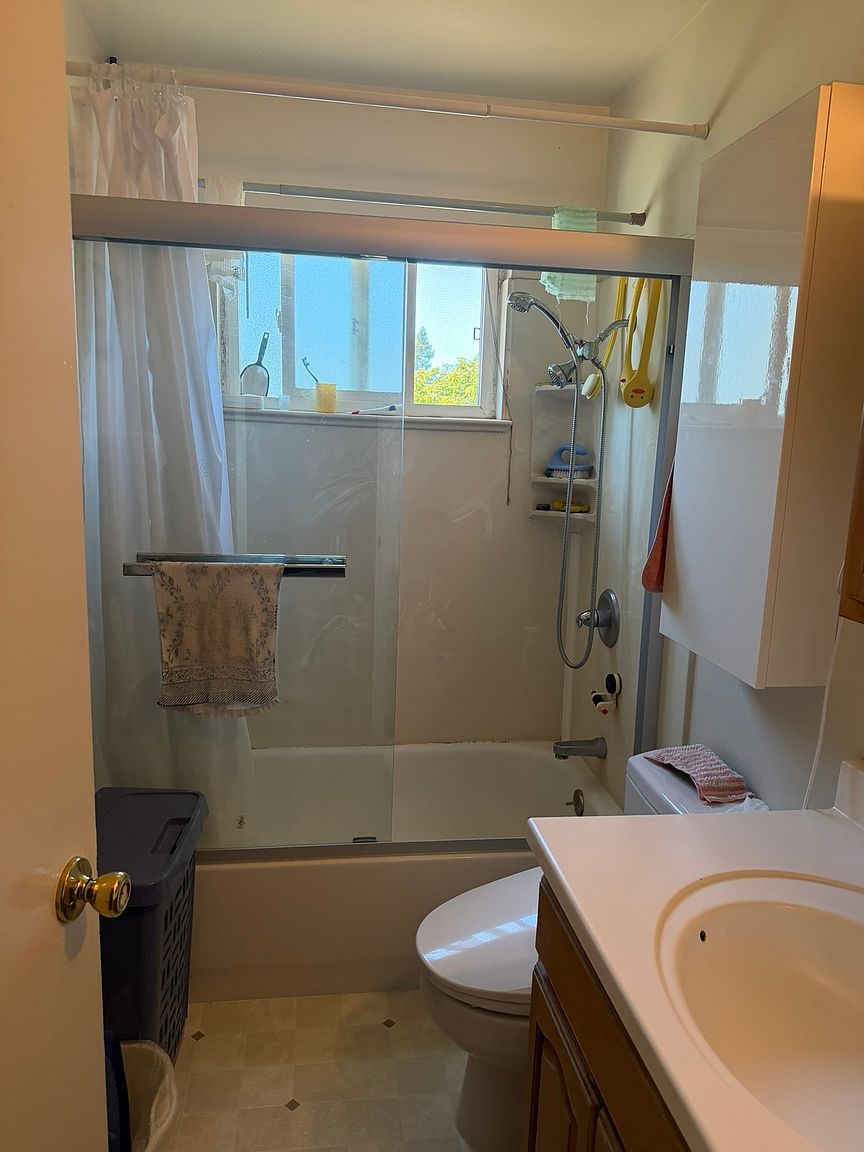 2BR/1BA Duplex on Quebec Ct · Sunnyvale photo 2