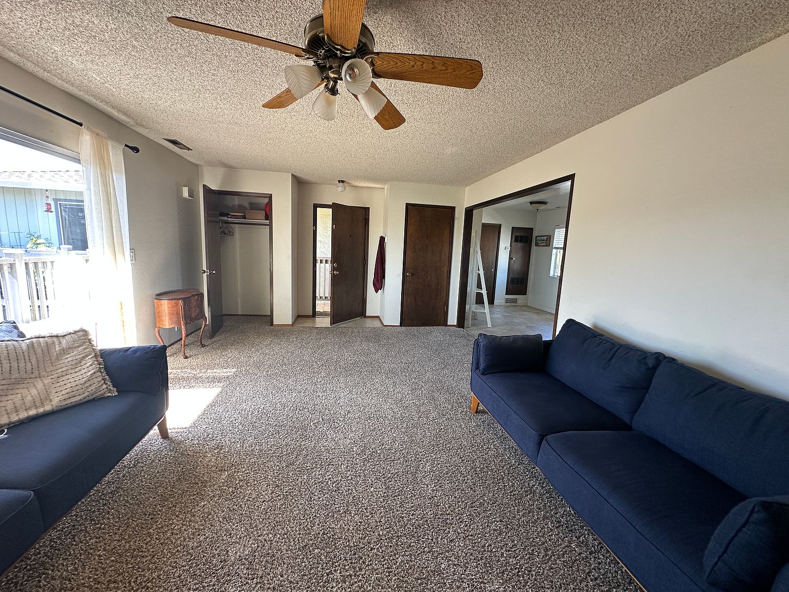 1506 Broadway photo 3