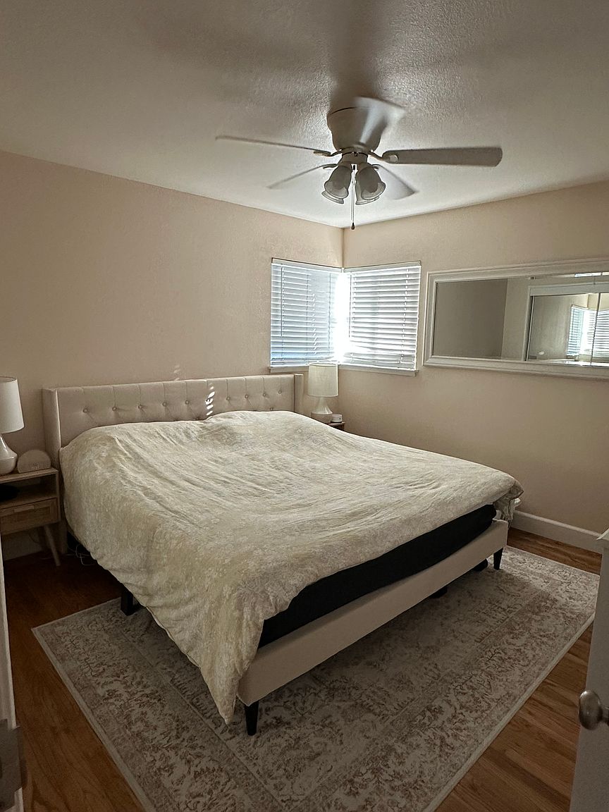 2622 Renton Way photo 5
