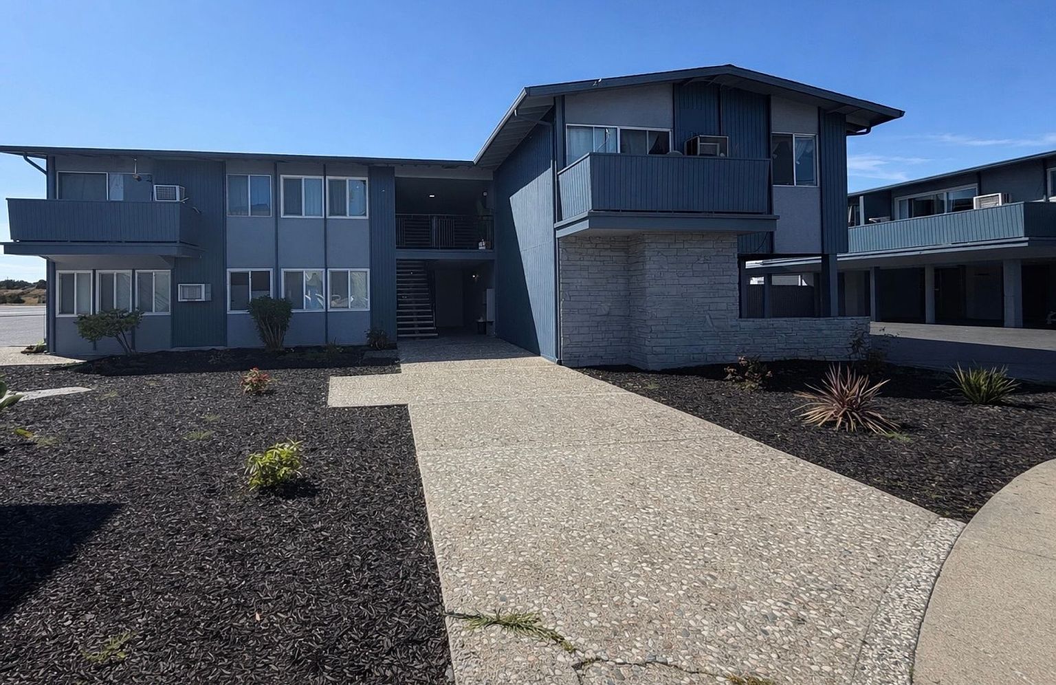 1500 Lacey Ct photo 3