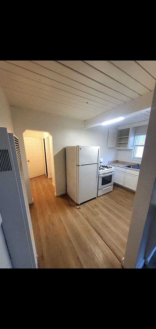 2021 Riley Ct photo 4