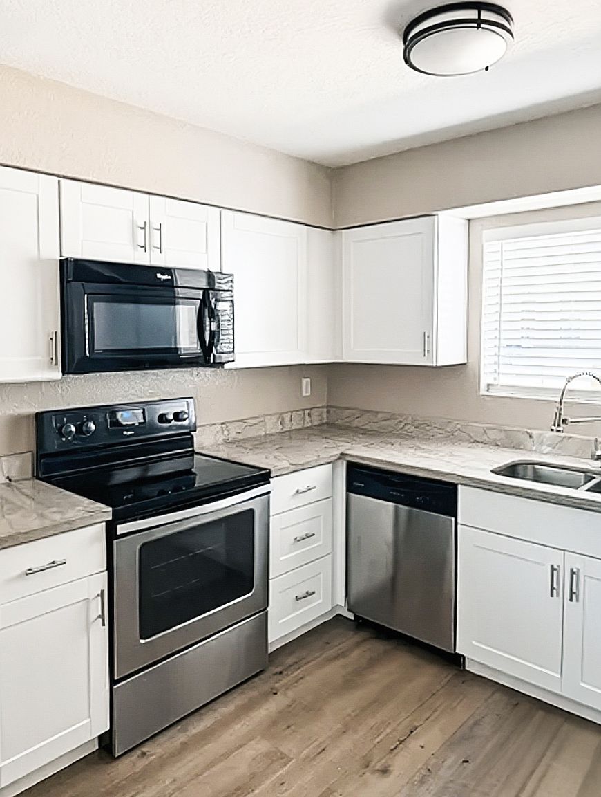 3142 E Cicero St unit 102 photo 4