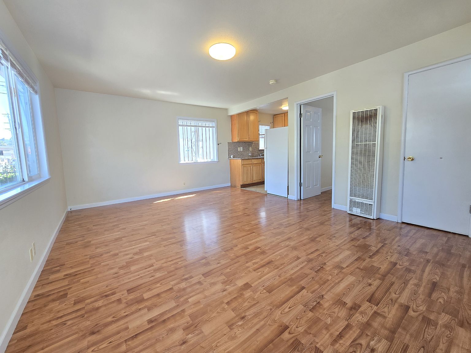 1BR/1BA Apartment on 55th Ave · Oakland photo 4