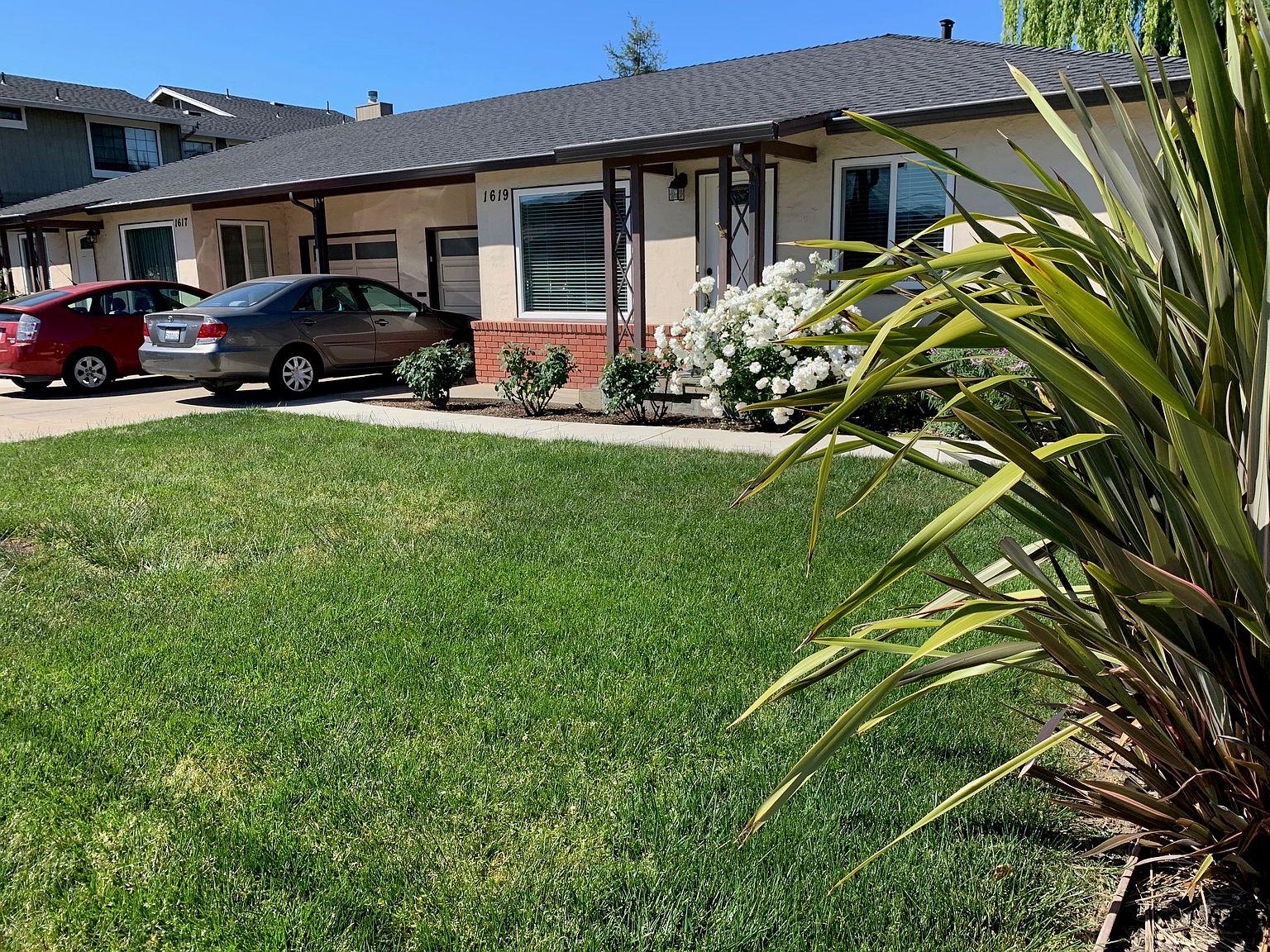 1619 Union Ave photo 3