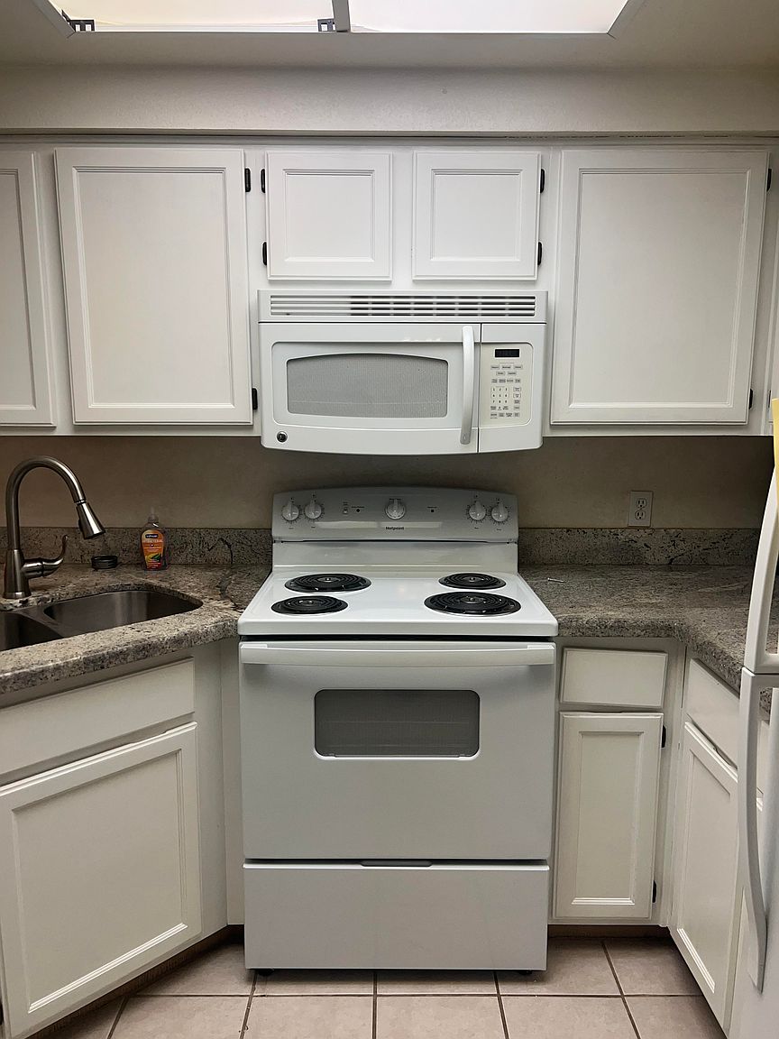 9450-2062 E Becker Ln photo 4