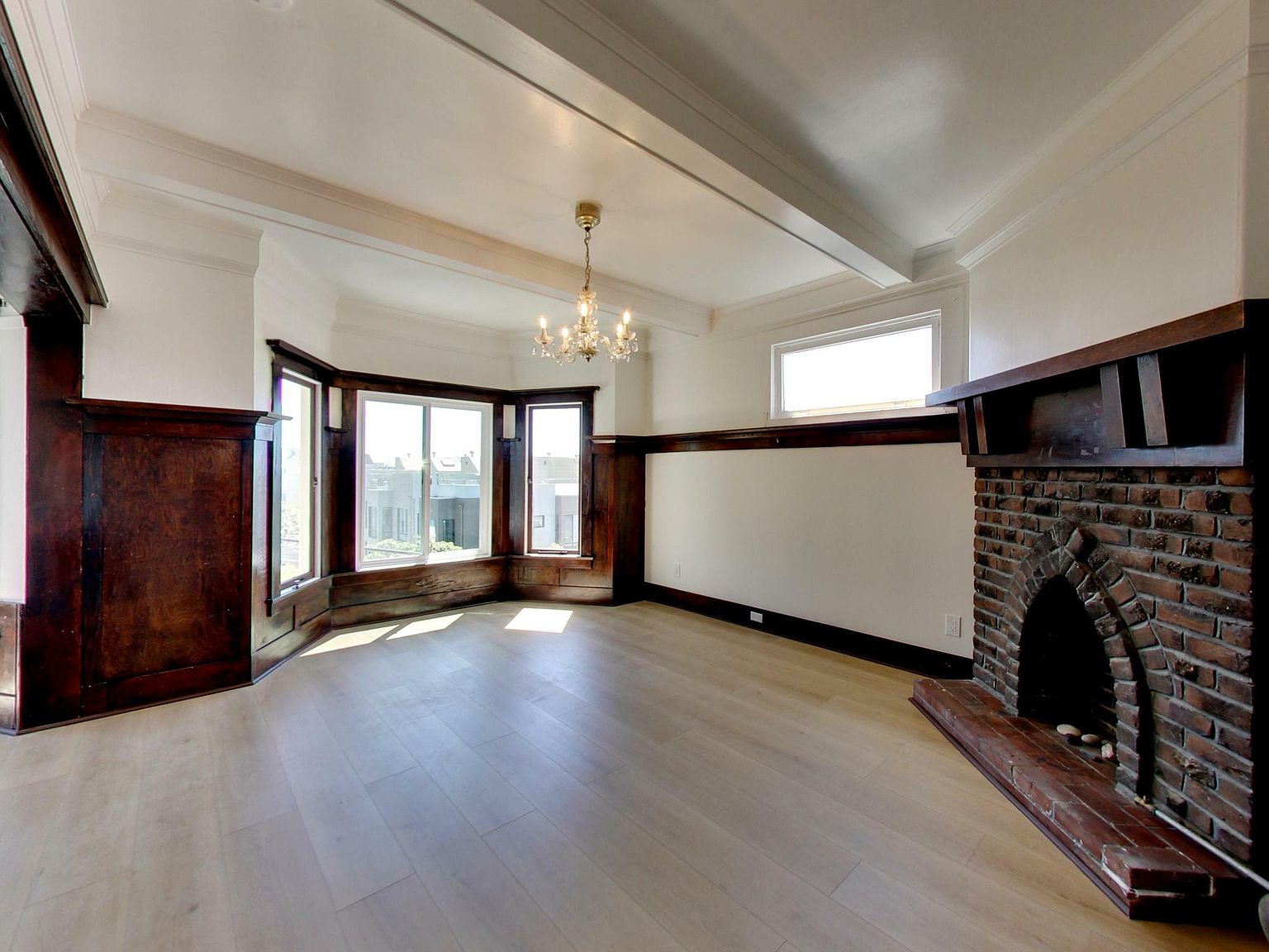 2BR/2BA Apartment on Steiner St · San Francisco photo 2