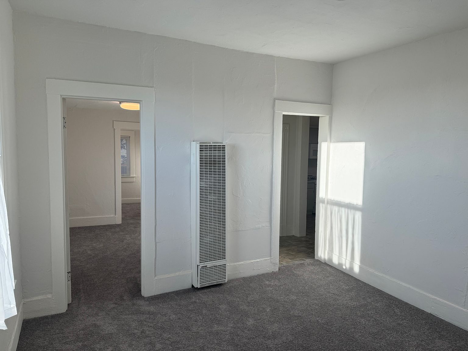 2BR/1BA Apartment on Galindo St · Oakland photo 4