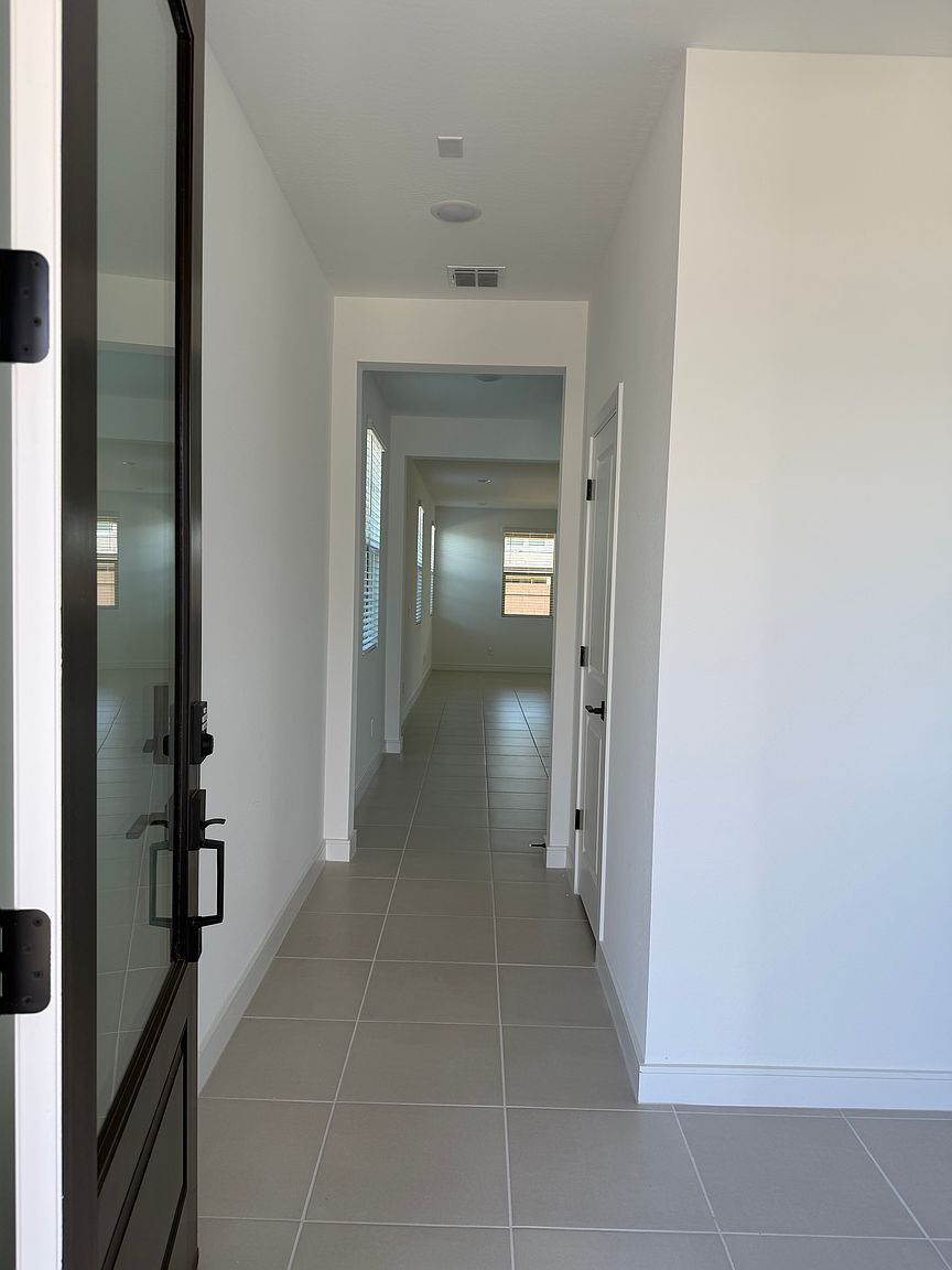 8015 W Royal Palm Rd photo 2