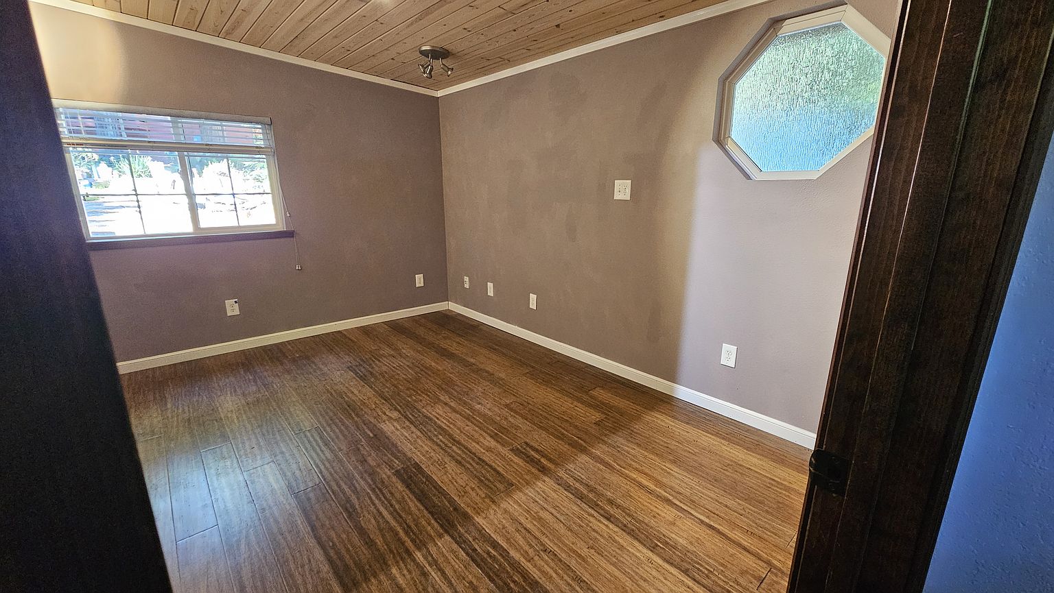 630 Robinhoods Holw photo 3
